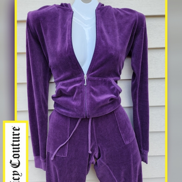 (Authentic) Vintage Juicy Couture Velour Track Suit - Picture 16 of 16